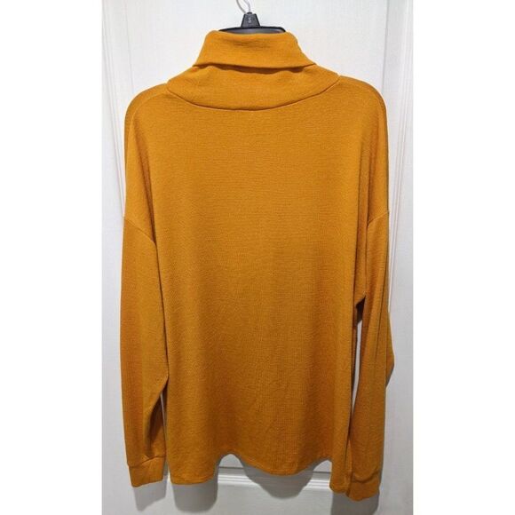ARITZIA Wilfred Free | Misha Turtleneck in Orange - Picture 2 of 9